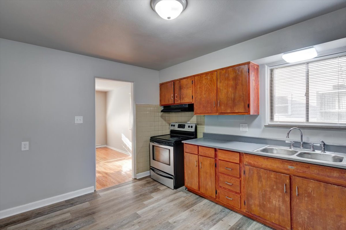 09-3715 N Colorado, Indianapolis IN_4780_1_2_3_4_5_6