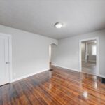 1315 N Drexel Ave4
